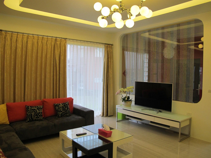 Public Area 2, Super Cheap Homestay, Yilan