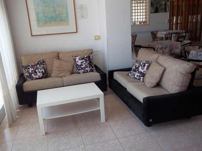 Public Area 2, Hotel Italia, Ancona