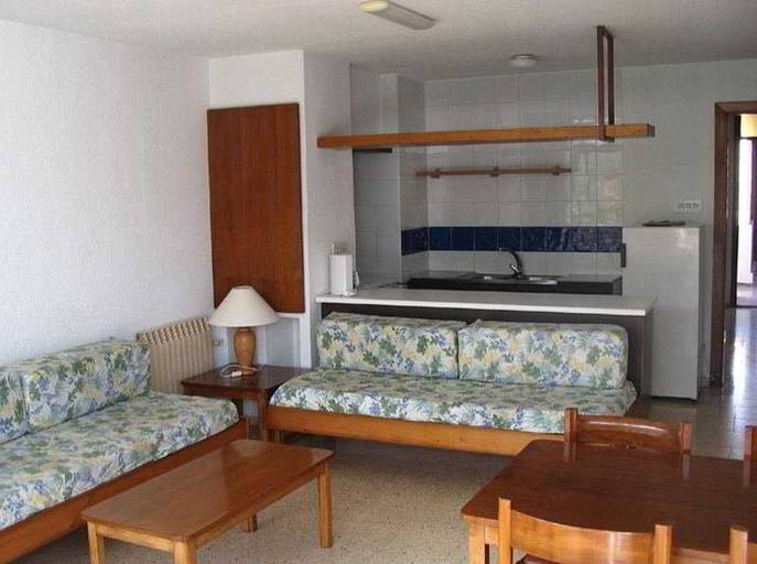 Bedroom 5, Lido Llobet, Baleares