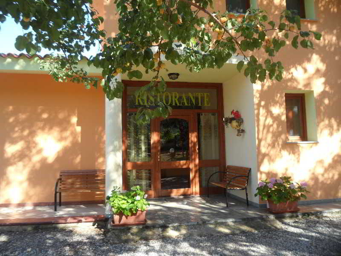 Exterior & Views 2, Hotel VelaSole, Nuoro