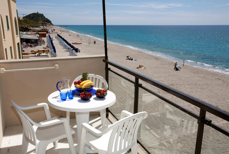 General view 5, Le Dune Club, Savona