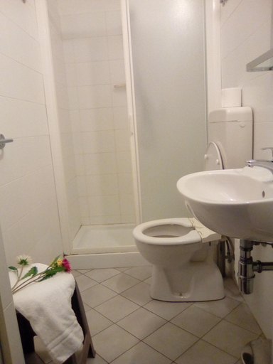 Bathroom 5, Fasthotel, Ravenna