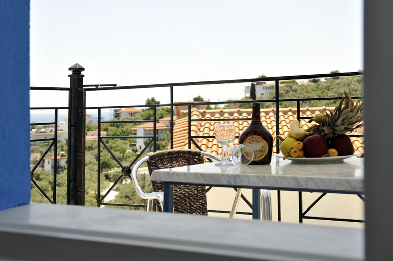 Bedroom 4, Fengeros Village, Thessaly
