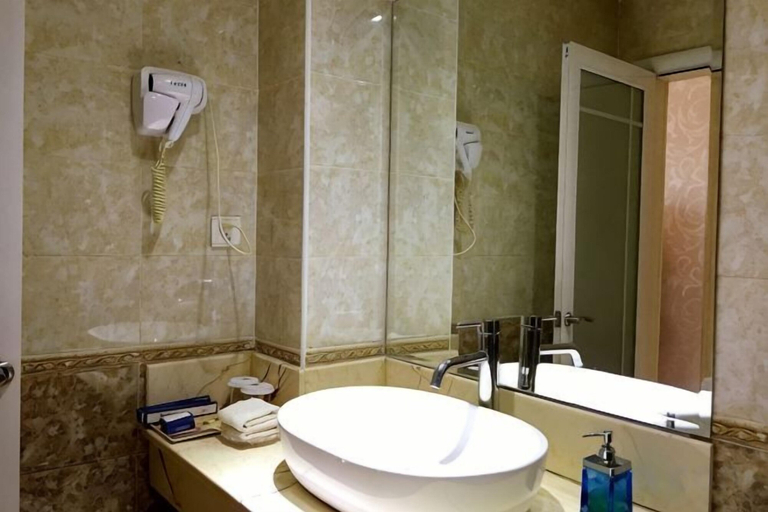Bathroom 3, Lushanxuan Hotel, Ya'an