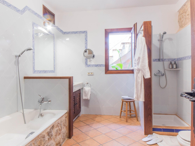 Room 2, Finca Ca'n Beneit, Baleares
