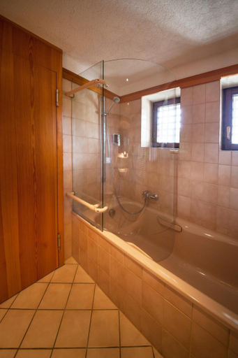 Bathroom 4, Landhaus Langeck, Breisgau-Hochschwarzwald