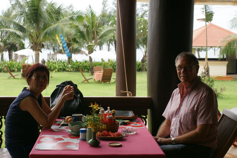 Food & Drinks 5, Ruen Thai Rim Haad Rayong, Muang Rayong