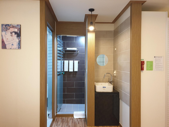 Bathroom 4, Okpo Business Hotel, Geoje