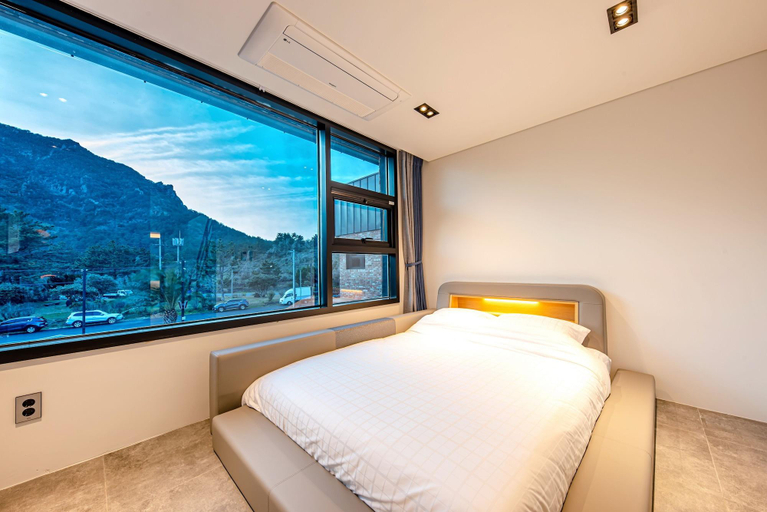 Bedroom 4, Ocean Brick, Seogwipo