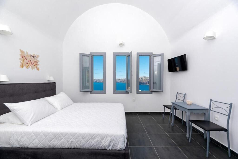 Room 4, Pancratium Villas Suites, South Aegean