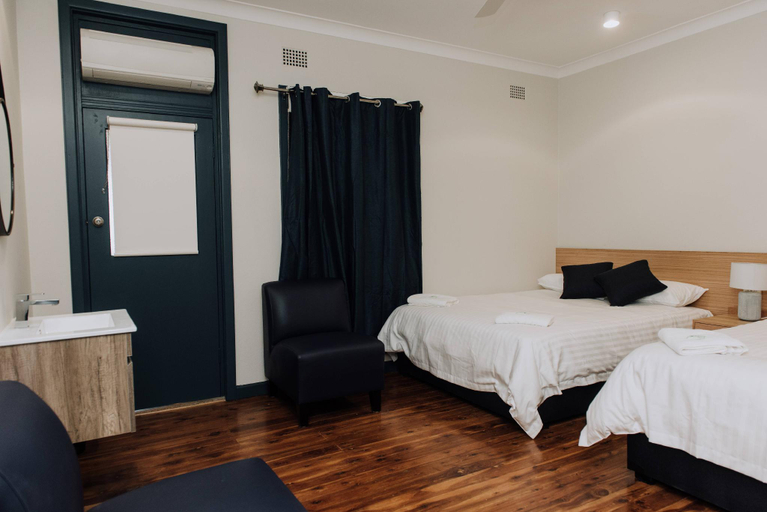 Bedroom 4, The Gunnedah Hotel, Gunnedah