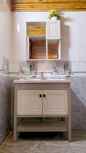 Bathroom 3, Quoc Khanh Bamboo Homestay, Hoa Lư