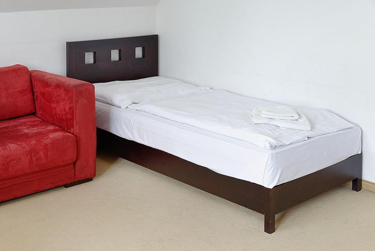 Bedroom 4, Best Western Tulipan, Poprad