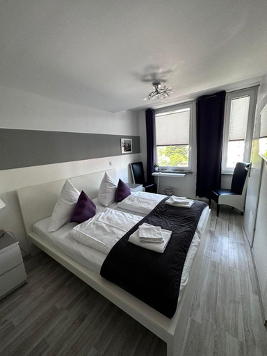 Bedroom 4, Deutscher Hof, Schleswig-Flensburg