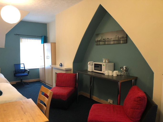 Room 5, Regency GuestHouse Manchester North, Manchester