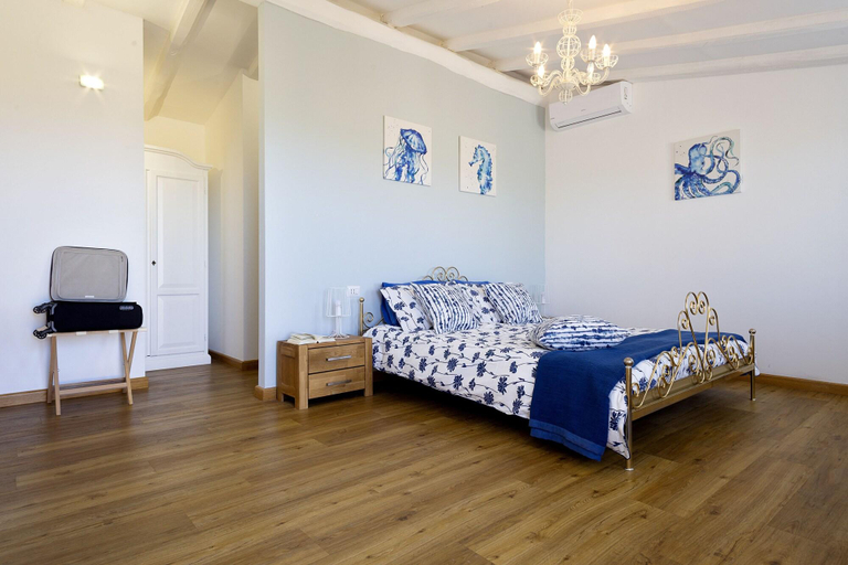 Room 4, Villa Anastasia, Olbia-Tempio