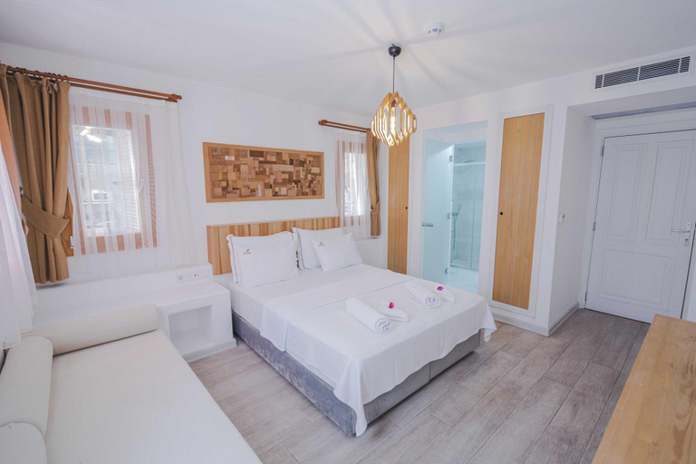 Bedroom 3, White Orange, Seferihisar