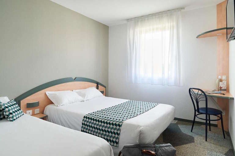 Room, Hotel Atena Creon, Gironde
