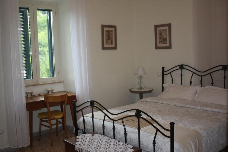 Room 2, La Rocca Mia House B B, L'Aquila