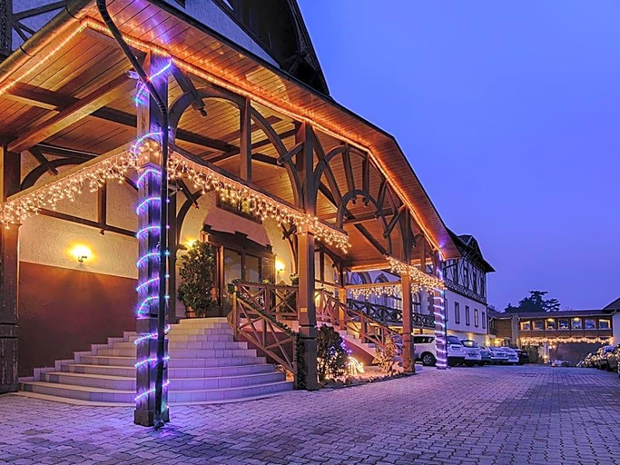 Exterior & Views 2, Erzsébet Park, Pétervására