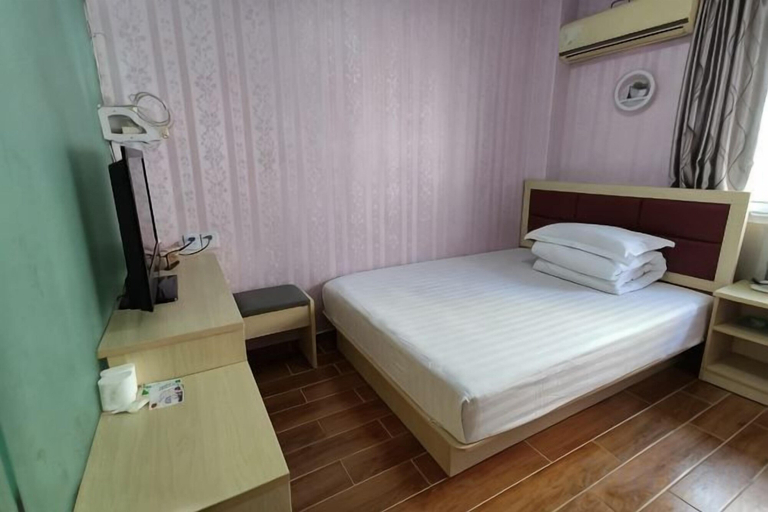 Bedroom 3, Chun Yi Hotel, Shanghai