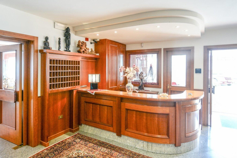 Public Area, Hotel Bellaria, Trento