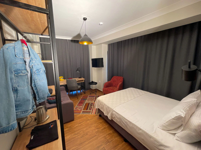 Bedroom 4, The Abies, Merkez