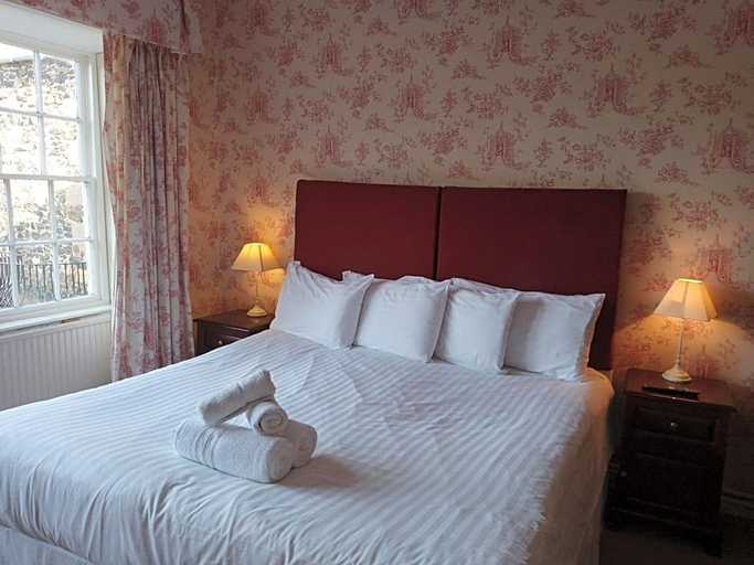 General view 2, Blue Bell Hotel, Northumberland