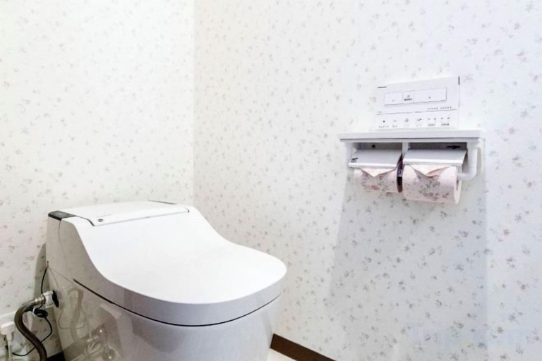 Bathroom, Tsurui Goshonishi, Kyoto