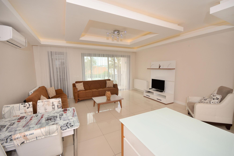 Bedroom 3, Saatli Apart Otel, Çeşme