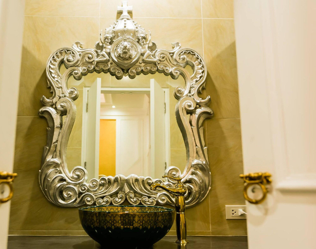Bathroom 5, Hiso Potato Resort, Wang Noi