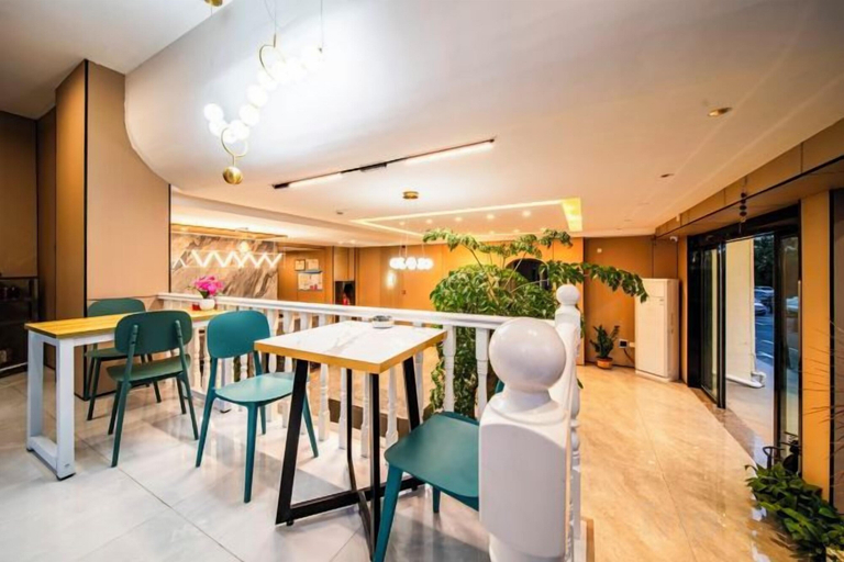Others 5, Huaxinyuan Hotel, Yiyang