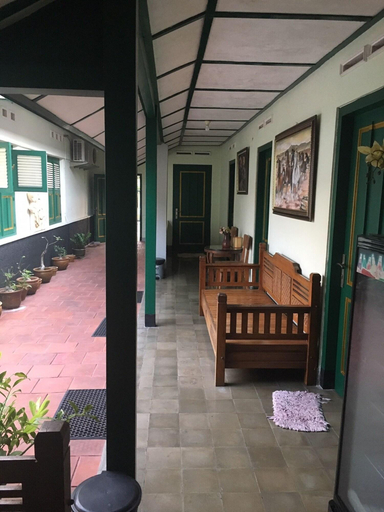 Lobby 4, Pamularsih Homestay, Yogyakarta