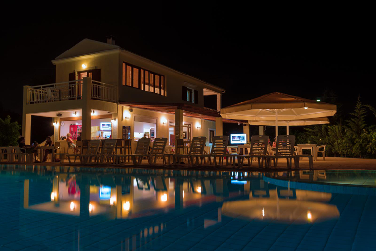 Bar, Yianetta Hotel Apartments, Ionian Islands