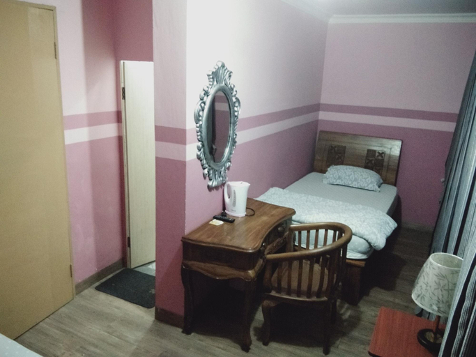 Room 5, 90346 Safa Hotel Ranau, Ranau