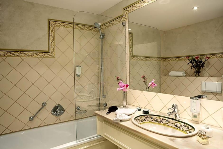 Bathroom 4, Jagdhaus Waldidyll, Zwickau