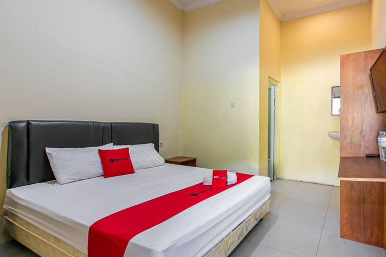 Room 2, Formerly RedDoorz near Prambanan Temple, Klaten