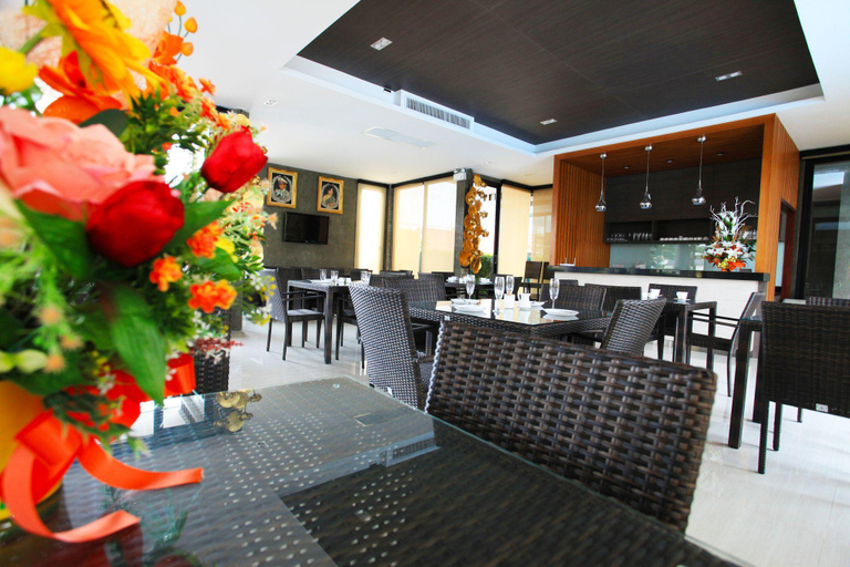 Restaurant 2, Baan Thai Lanna Pattaya, Sattahip