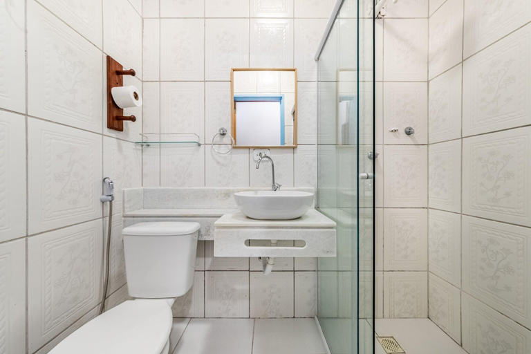 Bathroom 4, Pousada Maré Cheia, Parati