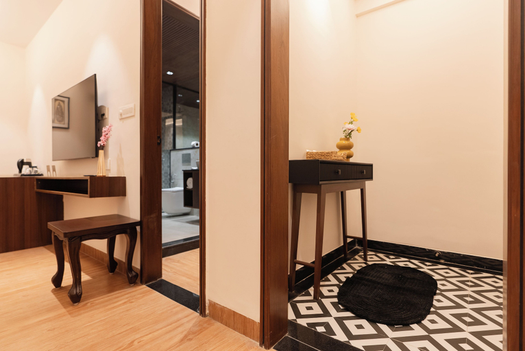 Room 3, Suites 16 - Financial District, Hyderabad, Hyderabad