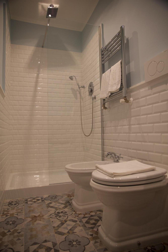 Bathroom 4, Relais Della Torre, Rome