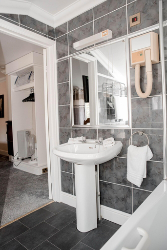 Room 2, Andel Lodge, Cambridgeshire