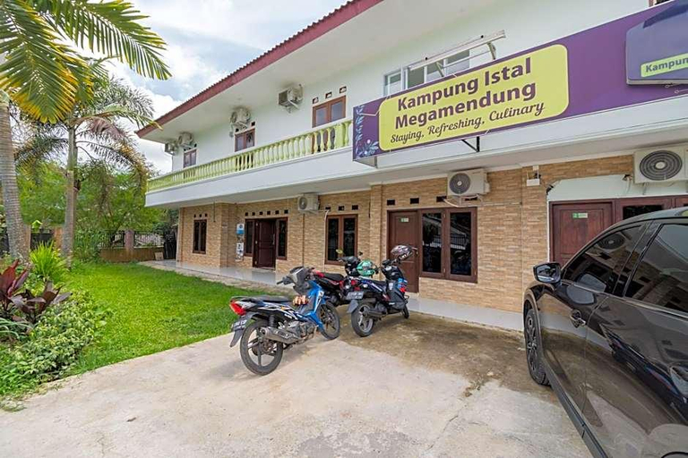 General view 3, Urbanview Hotel Kampung Istal Megamendung Puncak, Bogor