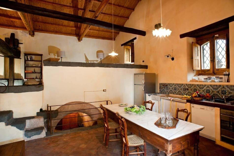 Room 2, Palmento Monterosso, Catania