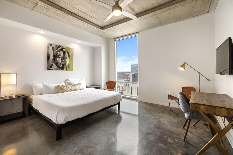 Room 5, Kasa Austin 2nd Street Apartments, Travis