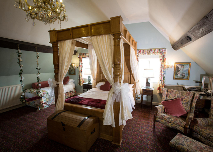Bedroom 2, Hundred House Hotel, Shropshire