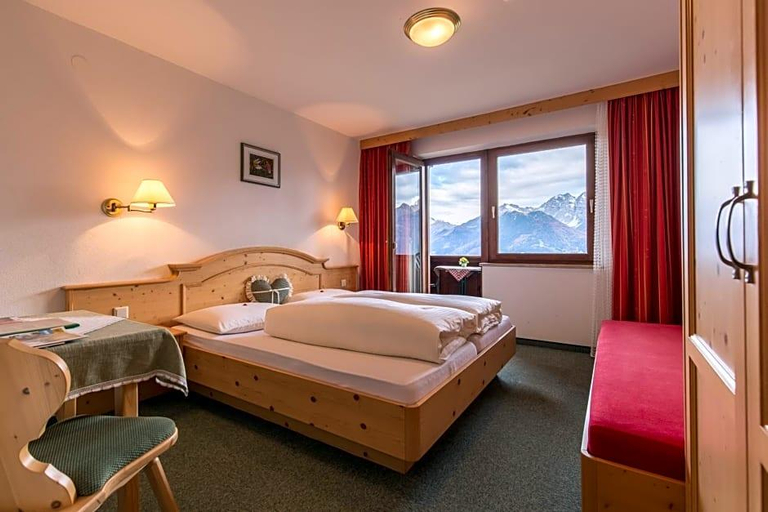 Bedroom 4, Gleinserhof, Innsbruck Land
