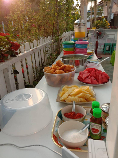 Food & Drinks 4, Bunny Hill Resort, Sattahip