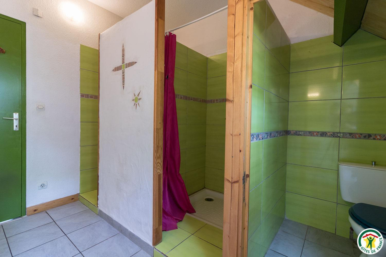 Bathroom 3, La Soulan, Haute-Garonne