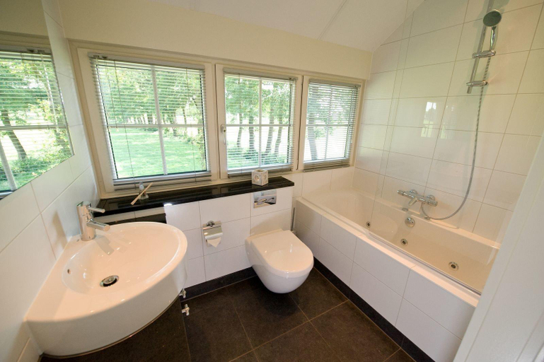 Bathroom 4, Hof van Salland, Ommen